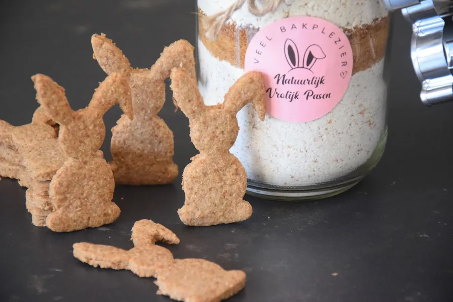 gezonde bakmix voor chai cookies met voorbeeld van gebakken koekjes