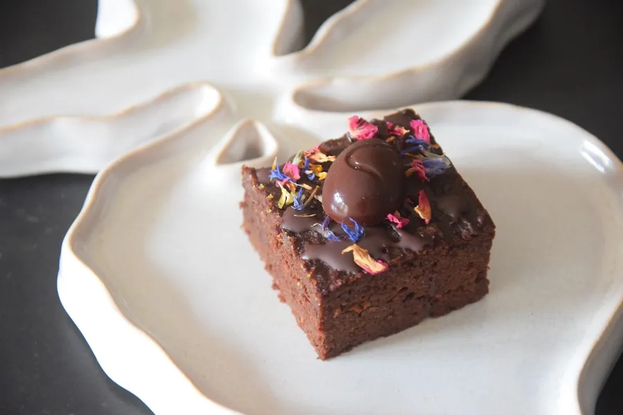 gezonde taart natuurlijke pure chocolade Pasen zoom