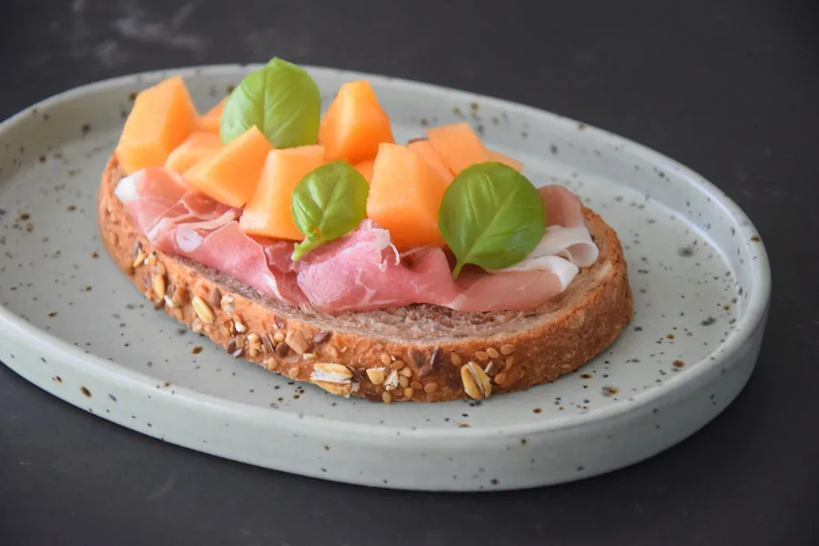 broodje parmaham en meloen