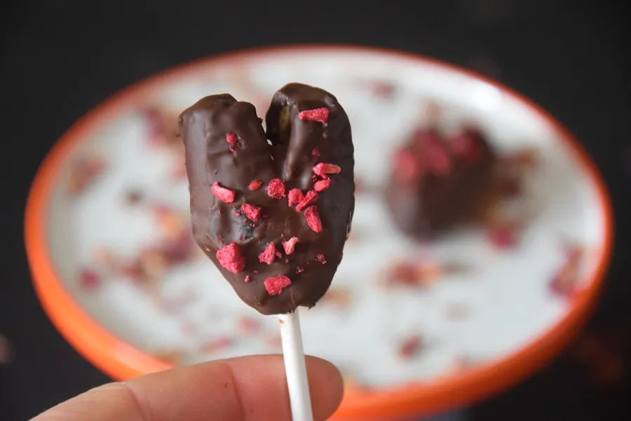 recipe_images/valentijnchocoladesnack.webp