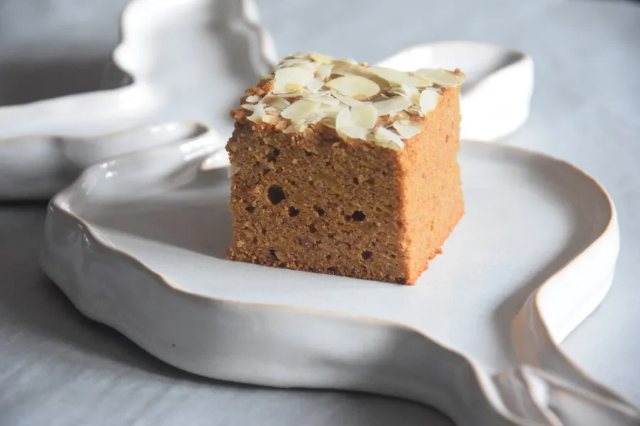 Pompoencake met speculaaskruiden en amandelschaafsel