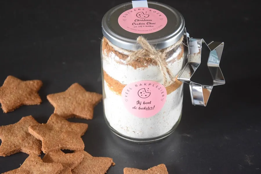 Bakmix voor gezonde kerstkoekjes van spelt met chai specerijen