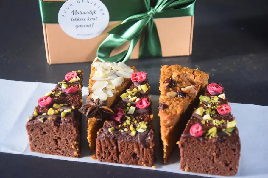 Taart Natuurlijk is gezonde taart welke is gemaakt met natuurlijke ingrediënten. Elke taart bestaat voor minimaal 40% uit groenten en fruit.